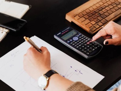 
                    НДС 16% – оптимальный переходный шаг: эксперт о поправках в Налоговый кодекс
                