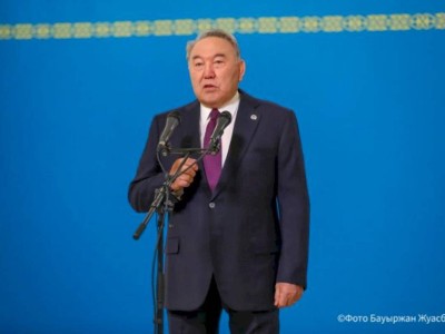 
                    Елбасы призвал казахстанцев проголосовать на выборах
                