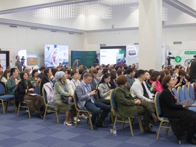 
                    В Алматы состоялась творческая встреча поэта Адилгазы Кайырбекова 
                