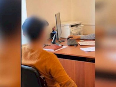 
                    Пистолет пытался продать 19-летний житель Жаркента
                