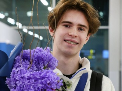 
                    Михаил Шайдоров вернулся в Алматы: как родной город встретил фигуриста
                