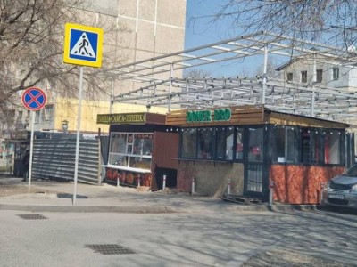 
                    Недостроенный объект демонтируют в Алматы по решению суда 
                
