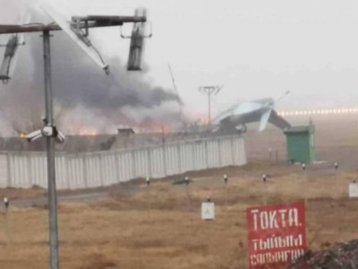 
                    Самолет упал под Алматы
                