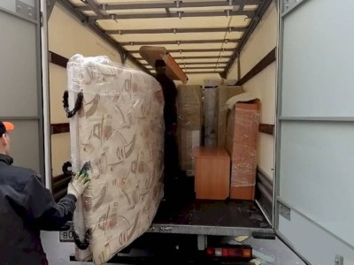 
                    Воры наняли грузовик для вывоза украденного из дома в Алматинской области
                