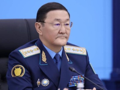
                    Взяли шефство — и поверили в них: об истории перемен в одной из школ ВКО рассказал Генпрокурор Асылов
                
