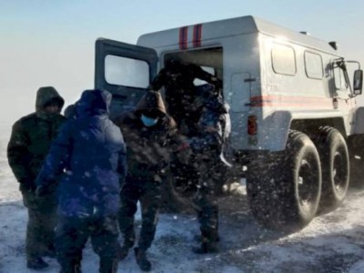 
                    Водителей спасли из снежных заносов в Алматинской области
                