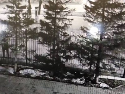 
                    Астанчанин устроил драку с фонарным столбом
                