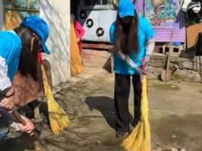
                    «Помоги ближнему»: алматинские школьники помогают пожилым
                