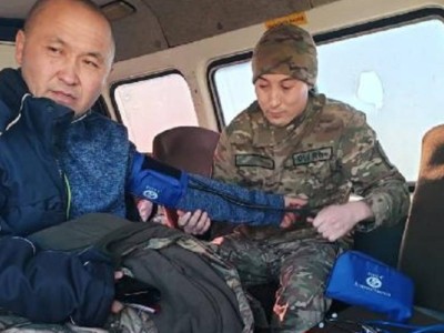 
                    Гвардеец помог пострадавшим в ДТП на автодороге Астана – Степногорск
                