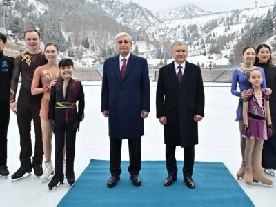 
                    Главы государств Казахстана и Узбекистана посетили спорткомплекс «Медеу»
                