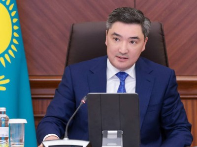 
                    Бектенов поручил оцифровать систему управления, мониторинга и контроля за коммунальными и промышленными отходами
                
