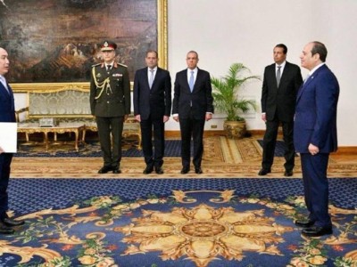 
                    Посол Казахстана вручил верительные грамоты Президенту Египта
                
