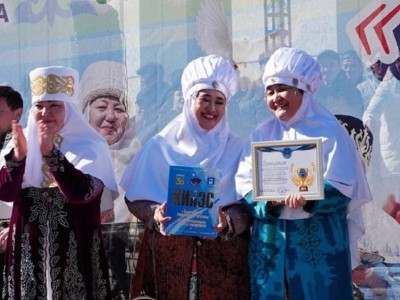 
                    В Кокшетау установлен рекорд: шествие кимешеков вошло в Книгу рекордов Казахстана
                
