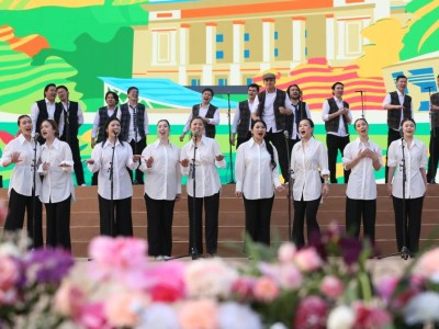 
                    Наурызнама: в Алматы состоялся праздничный концерт с участием артистов театра «Жаңа ғасыр»
                