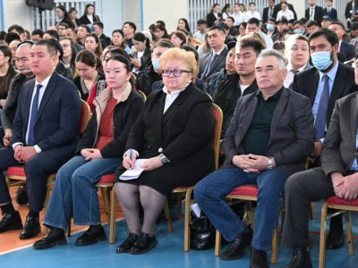 
                    Жители Наурызбайского района поблагодарили акима Алматы за решение вопроса с освещением улиц
                