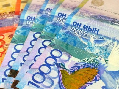 
                    Казахстанцам выплачено пенсий на сумму 694,7 млрд тенге
                