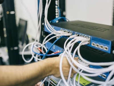 
                    Доступ к порталу eGov и другим государственным сервисам ограничат в Казахстане
                