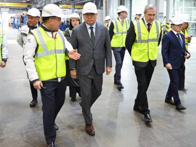 
                    Ерболат Досаев ознакомился с результатами модернизации завода Hyundai Trans Almaty
                