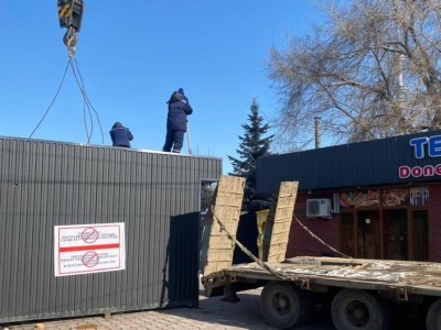 
                    306 незаконных торговых объектов демонтировали в Алматы 
                