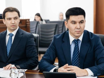 
                    В Атырау начнут производить вагоны-цистерны по международным стандартам
                
