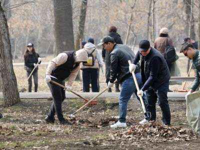 
                    В Алматы завершилась вторая неделя экологической кампании 
                
