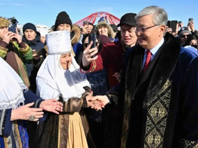 
                    От зимних разлук к весенним встречам: как алматинцы отмечают Көрісу күні
                