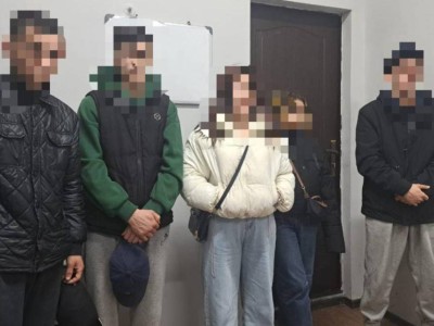 
                    26 грабителей, орудовавших по схеме «приманка», задержаны в Алматы
                