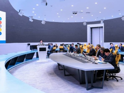 
                    Бектенов провел совещание по повышению эффективности мер соцподдержки населения
                