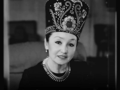 
                    Скончалась жена композитора Нургисы Тлендиева
                