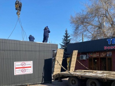 
                     13 незаконных киосков снесли в Медеуском районе Алматы
                