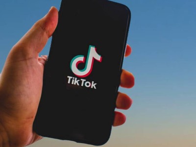
                    Учитель из Жетысу попала в топ-50 лучших креаторов TikTok
                