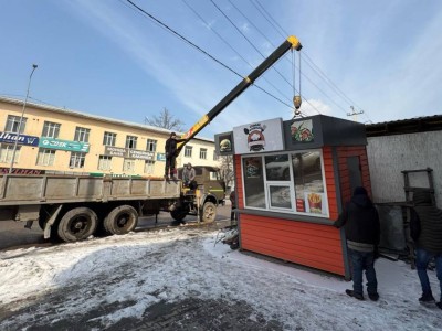 
                    В Алматы снесли очередной незаконный торговый объект
                