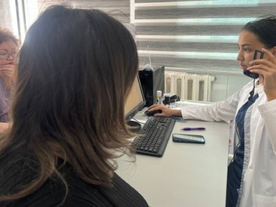 
                    В поликлиниках Алматы внедряется система Face ID для идентификации пациентов
                
