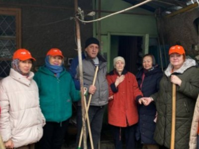 
                    «Алматы – наш общий дом»: волонтеры пришли на помощь 90-летней старушке
                