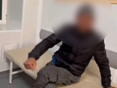 
                     Мужчина оштрафован за оскорбление полицейских в области Абай
                