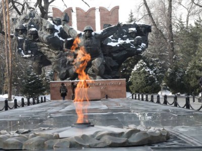 
                    80-летие Победы: Мемориал Славы в парке имени 28 гвардейцев-панфиловцев обновят в Алматы
                