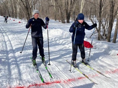 
                    Около 300 лыжников в Караганде вышли на забег в честь 30-летия АНК
                