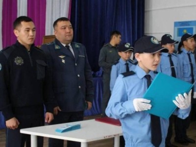 
                    Открыт первый кадетский класс юных полицейских "Жас сақшы" в ВКО
                