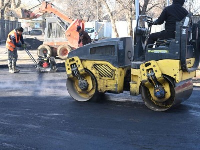 
                    Акимат Алматы инициировал досрочный запуск работы асфальтобетонного завода 
                