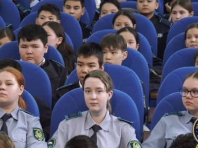 
                    В Алматы чествовали юных полицейских «Жас сақшы»
                