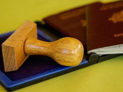
                    Миграционная служба Абайской области упрощает легализацию статуса граждан
                