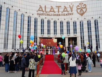 
                    Театр традиционного искусства «Алатау» отправится на Чеховский фестиваль
                