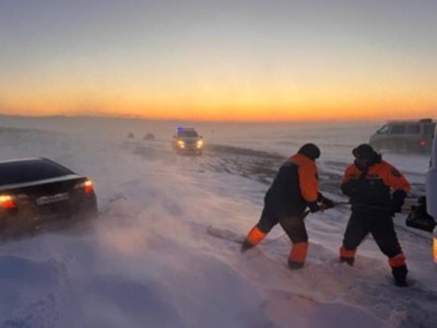 
                    Более 250 казахстанцев спасены и эвакуированы из снежных заносов 
                