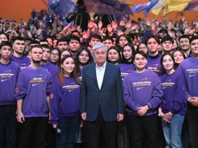 
                    Токаев выступил на молодежном форуме «Жаңа адамдар»
                
