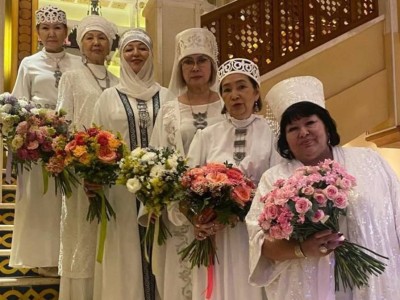 
                    Алматинские пенсионерки покорили Дубай и Абу-Даби
                