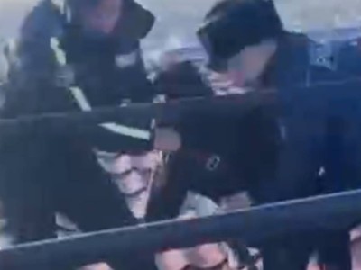 
                    Полицейские спасли молодого человека от суицида в Атырау
                