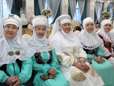 
                    От традиций к современности: Международный день платка отметили в Алматы
                