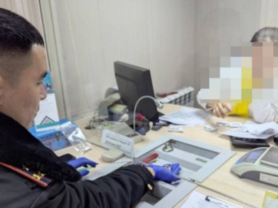 
                    Ювелира, обманувшего тридцать карагандинок, задержала полиция 
                