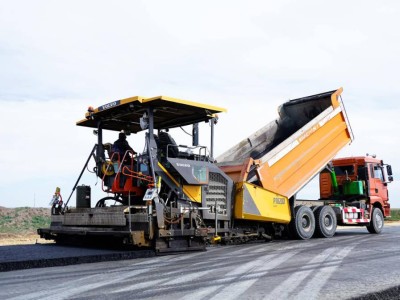 
                    В Казахстане построят 4,7 тыс. км новых республиканских дорог
                