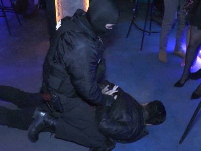 
                    Оружие, бордели, торговля людьми: полиция Алматы разоблачила десять ОПГ
                